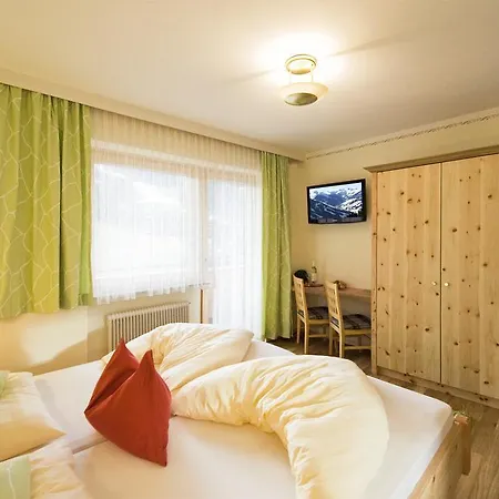 In Out Unterellmau Hotel Saalbach-Hinterglemm