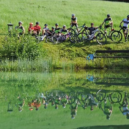 In Out Unterellmau Hotel