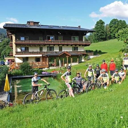 Hotel In Out Unterellmau Saalbach