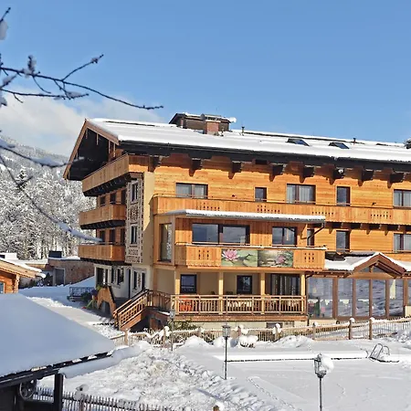 Hotel In Out Unterellmau