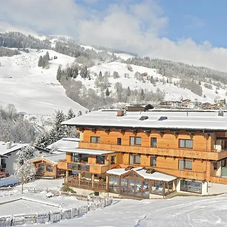 Hotel In Out Unterellmau Saalbach