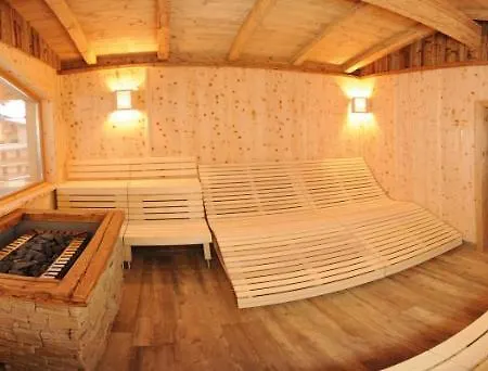 In Out Unterellmau 3*